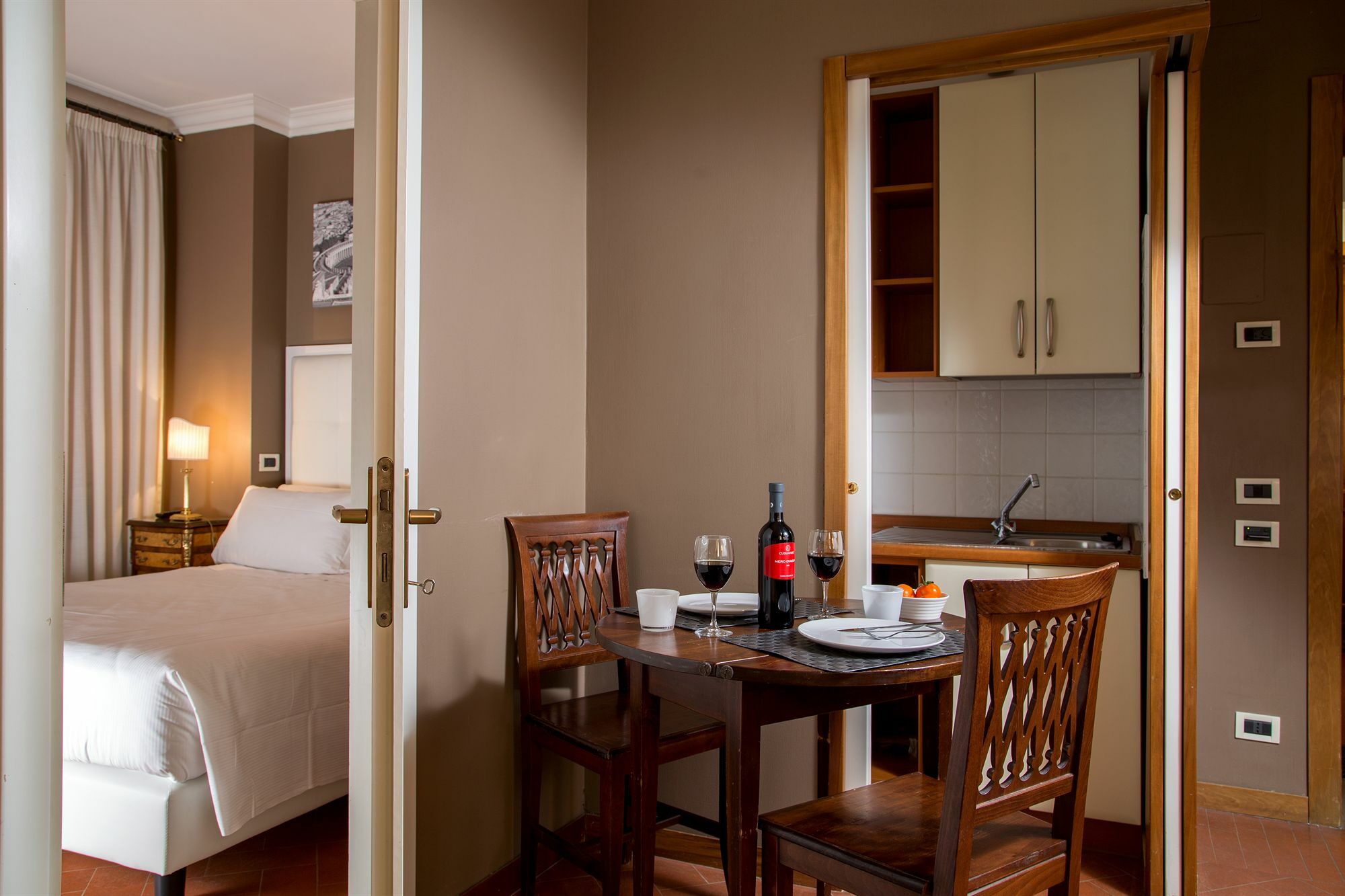 Astrid Roma Suites Zewnętrze zdjęcie